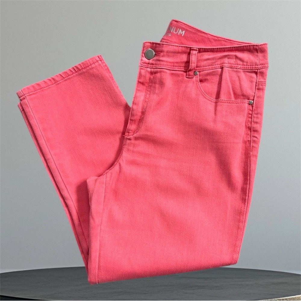 Chico’s Coral Platinum Denim capri pants Chico’s size 1 or woman’s 8